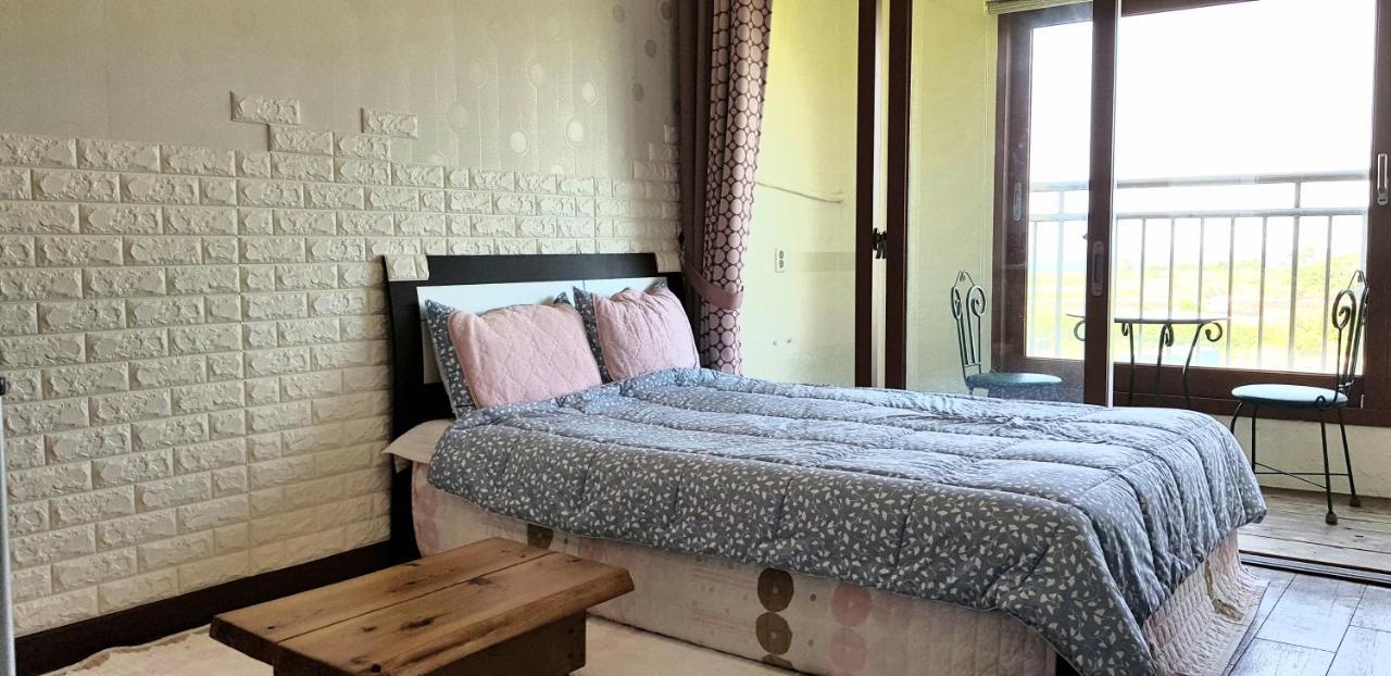 Jun House Hostel Jeju Ngoại thất bức ảnh